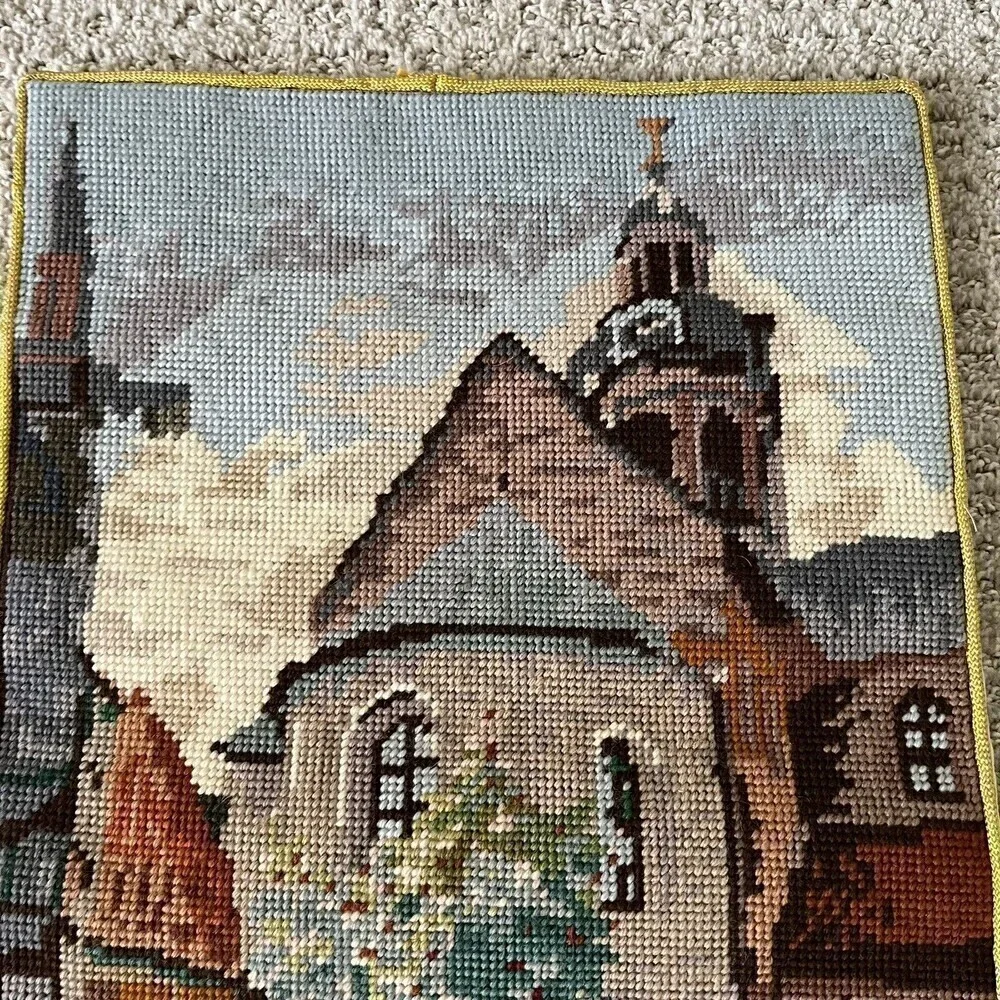 Hildesheimer Dom Cathedral Germany St Mary's Needlepoint Rosebush Hildesheim